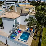 Casa Boas Willa